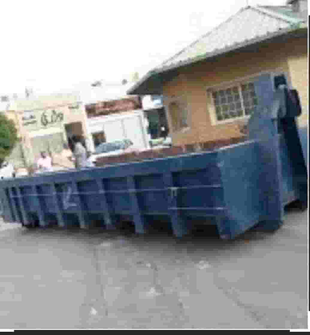 تاجير حاويات انقاض و نفايات