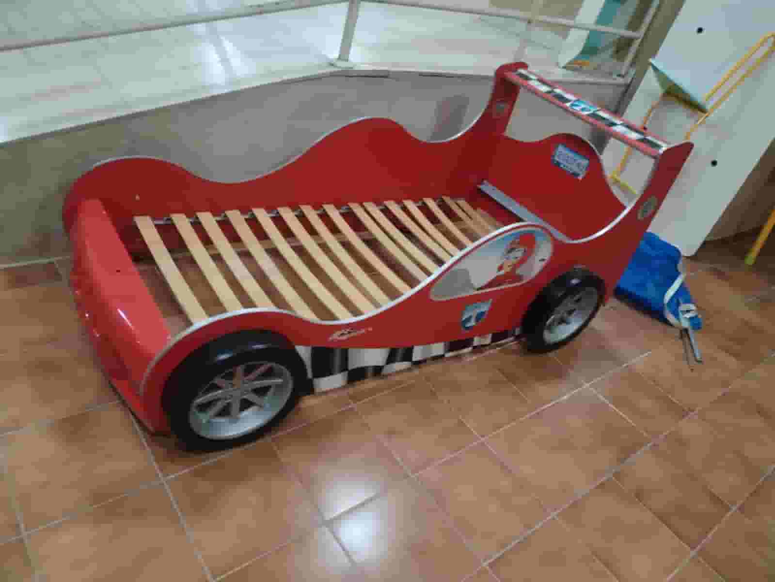 سراير أطفال للبيع فى المنقف