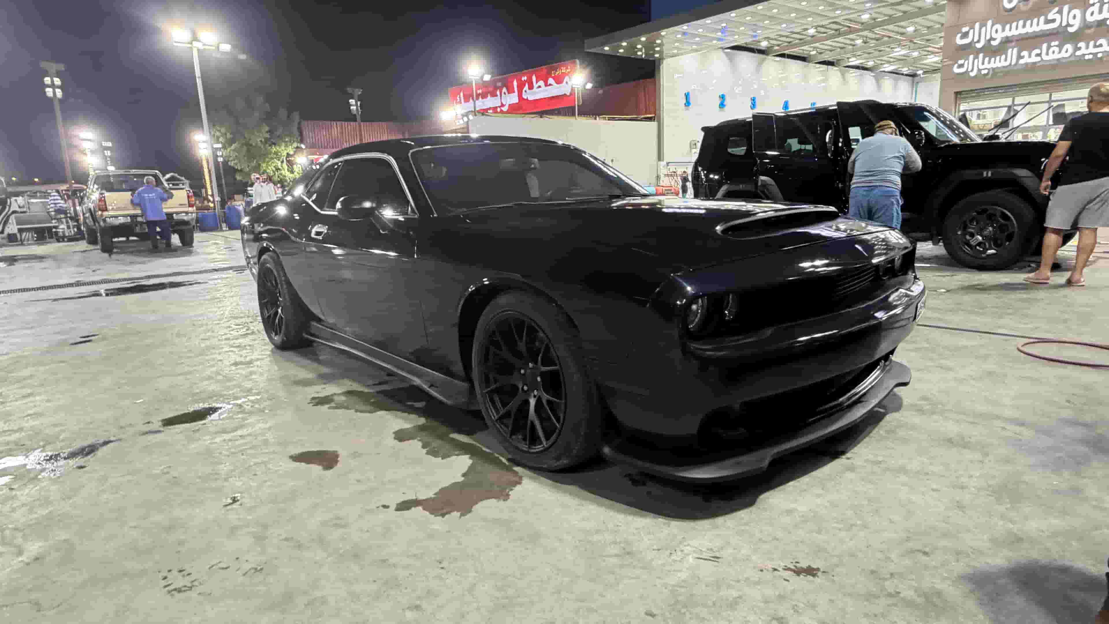 دودج تشالنجر R/T 5.7L HEMI V8 2010 (يدوي) - للبيع