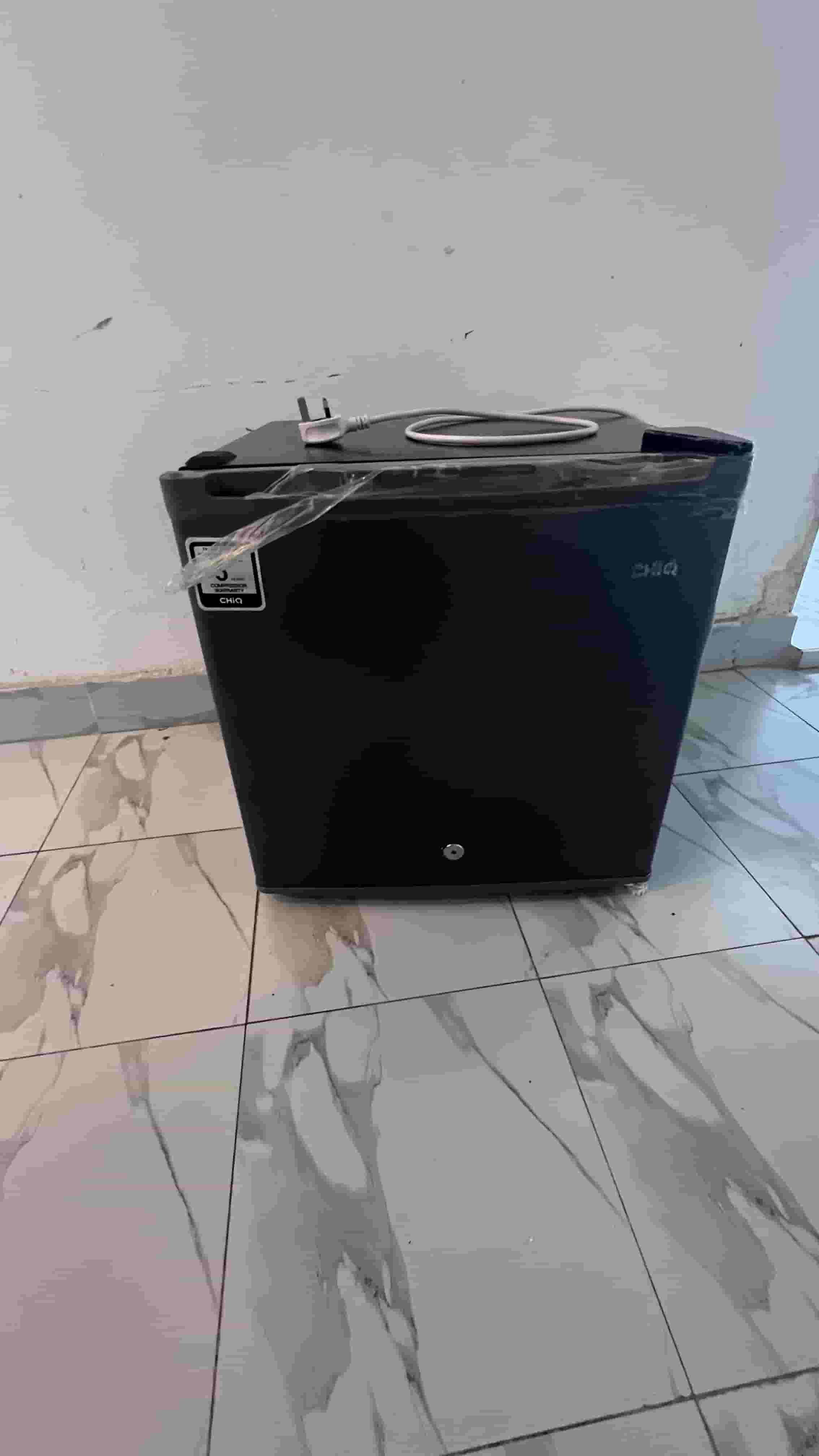 للبيع ثلاجه جديده استعمال ايام