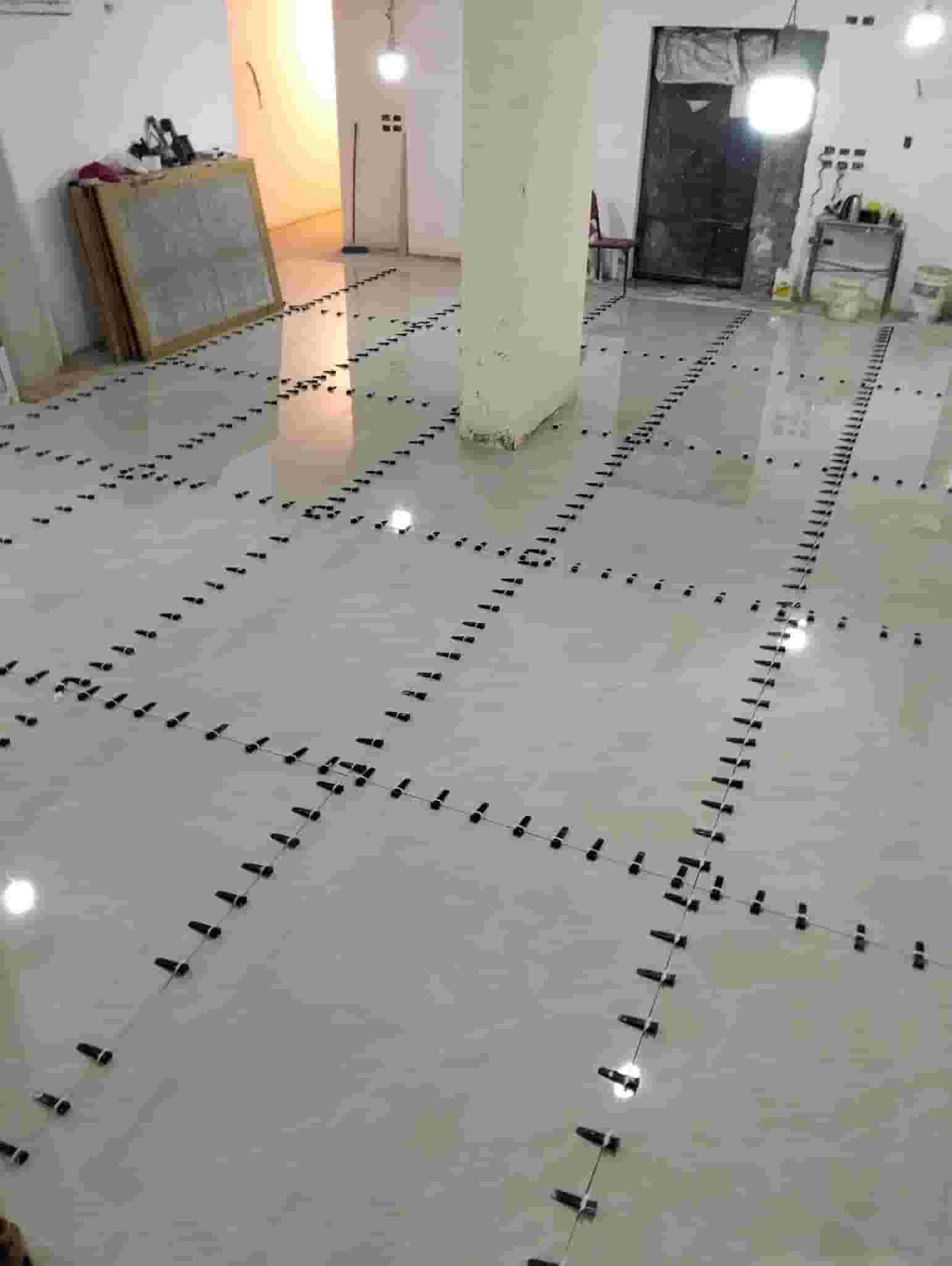 Abu Hammam for the installation of all types of porcelain ceramics Abu Hammam for the installation of all types of porcelain ceramics