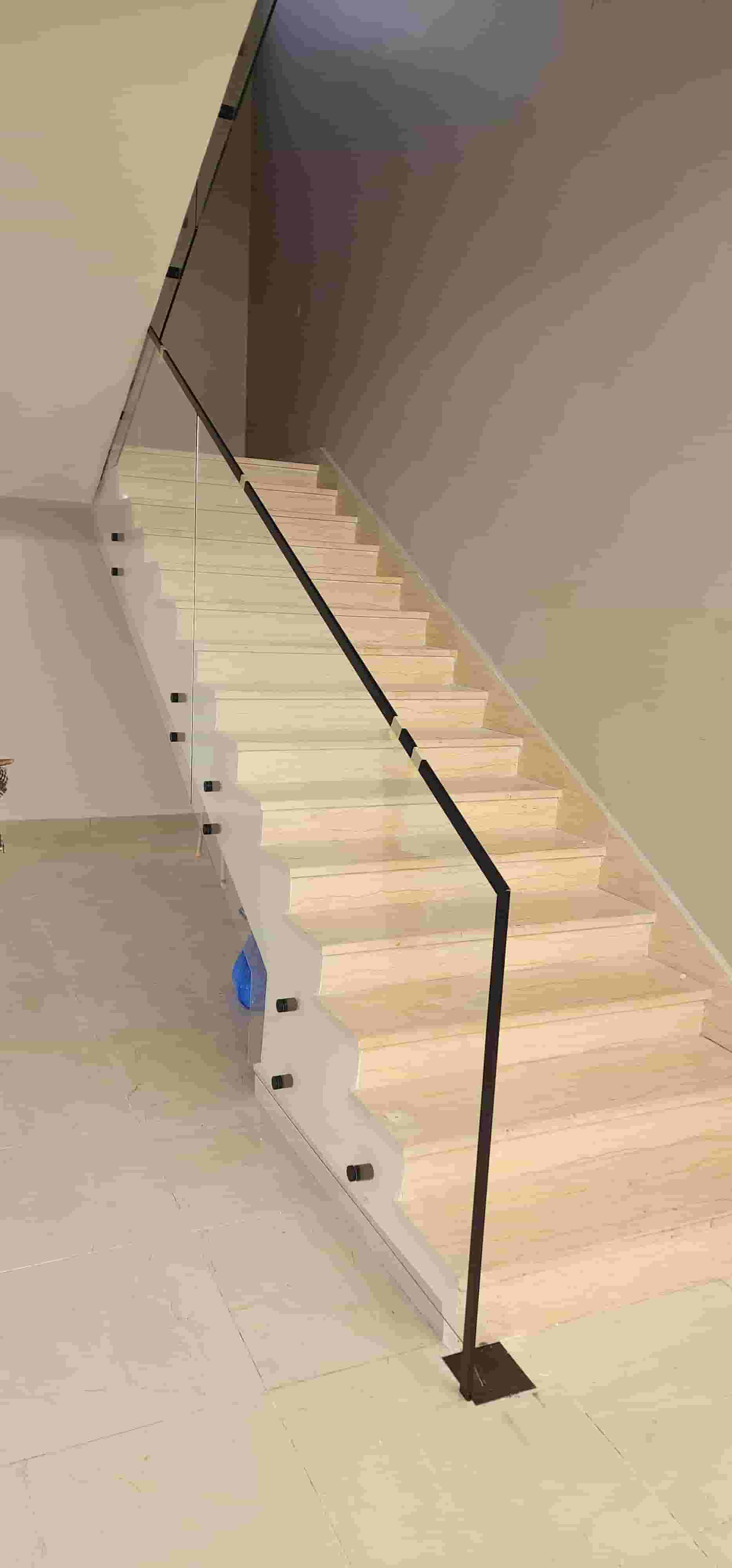 For the installation of all types of glass and mirrors For the installation of all types of glass and mirrors