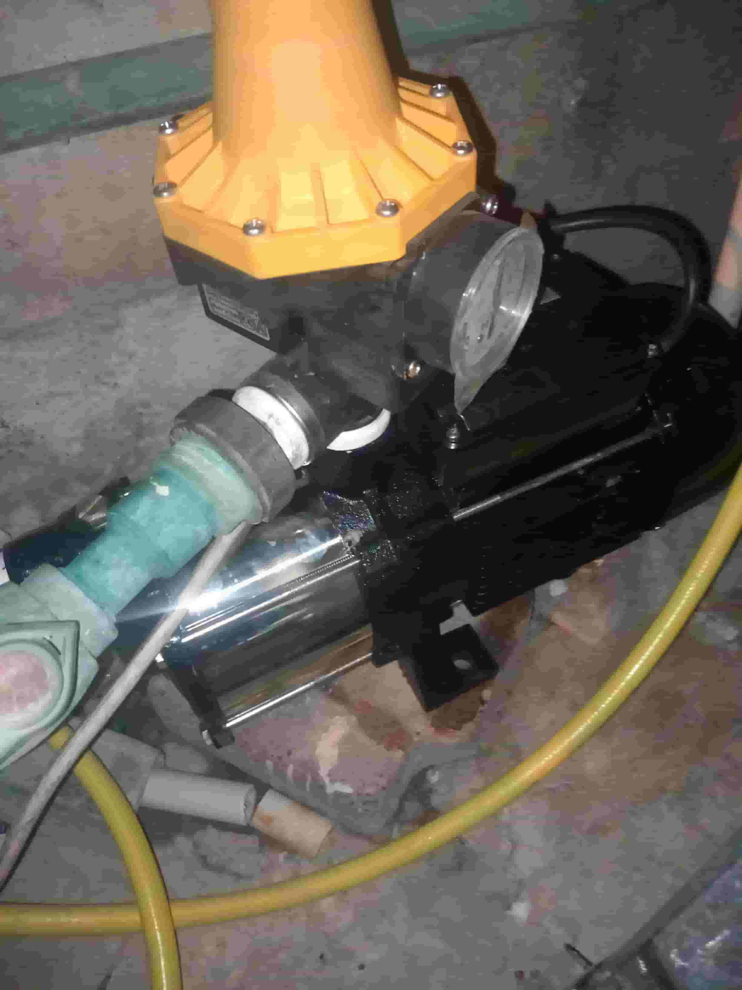 Plumber sanitary technician Plumber sanitary technician