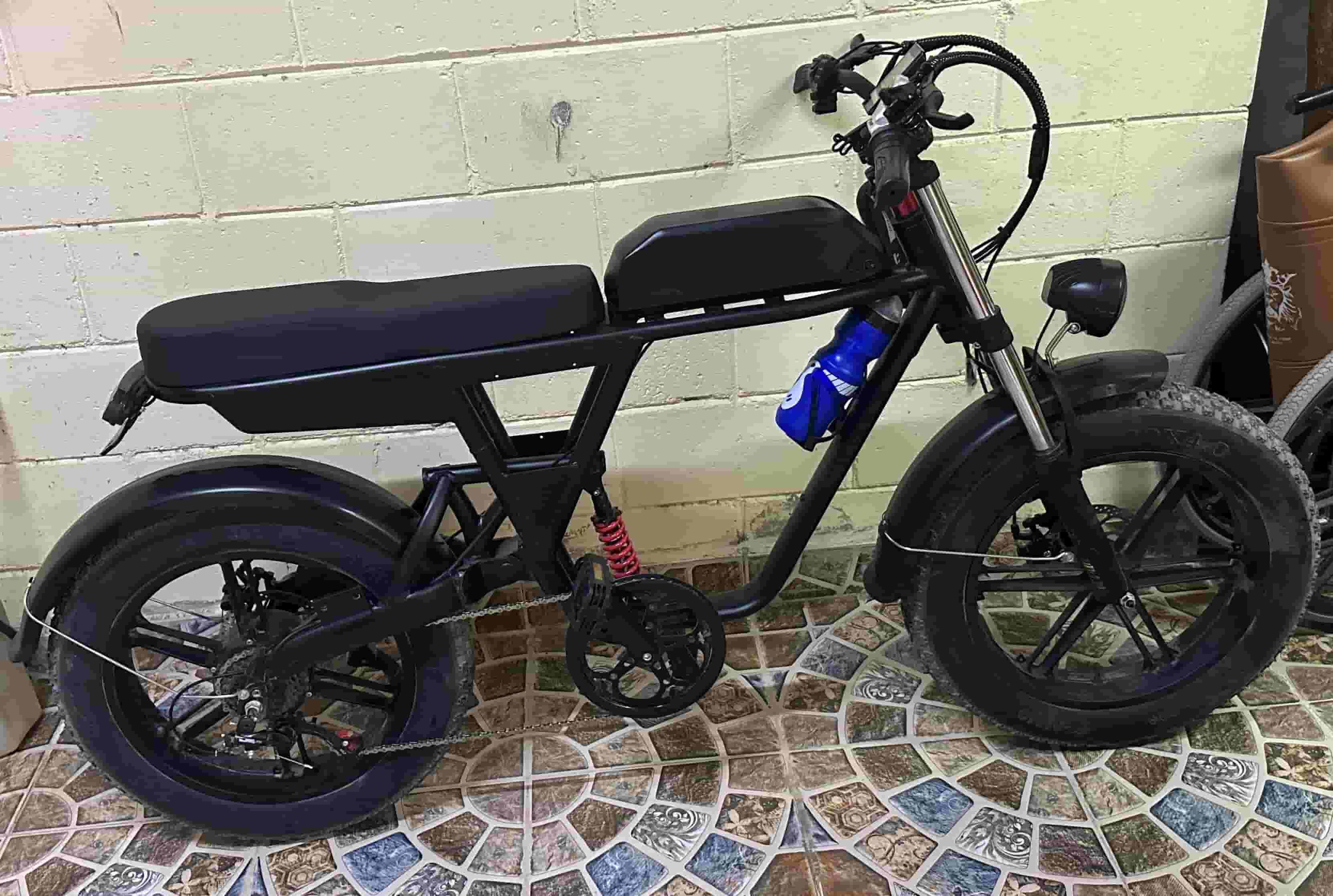 دراجة  هوائية للبيع دراجة  هوائية للبيع