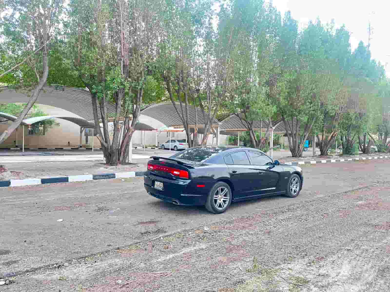 دودج تشارجر 2013 للبيع دودج تشارجر 2013 للبيع